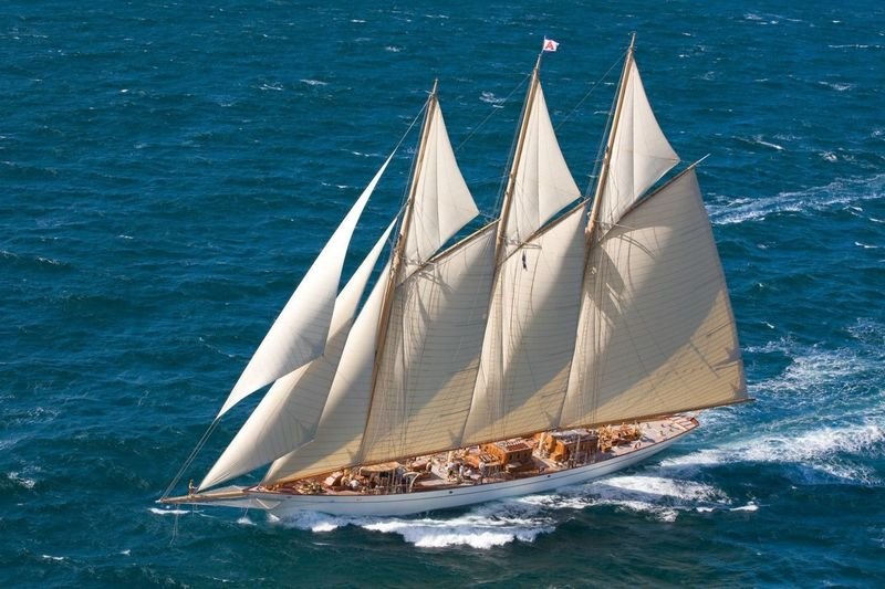 The schooner Adix
